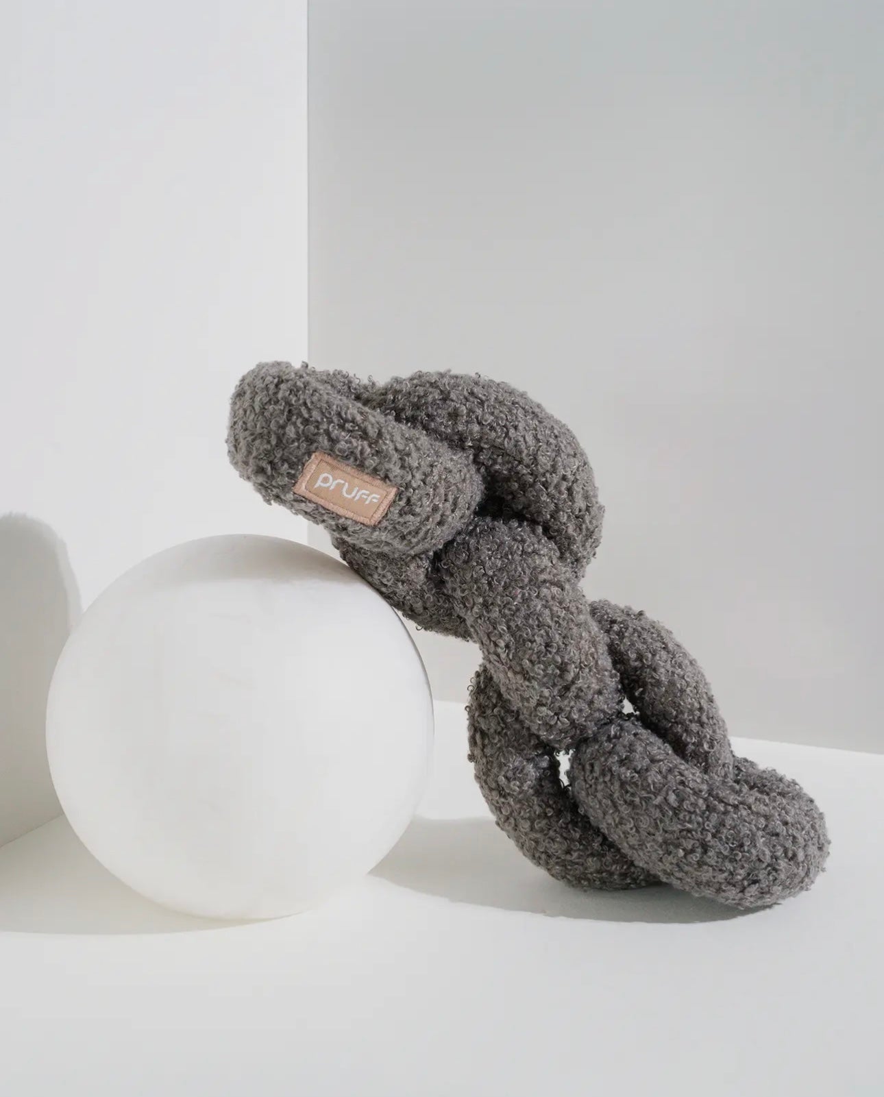 Boucle Many Links Plush Toy